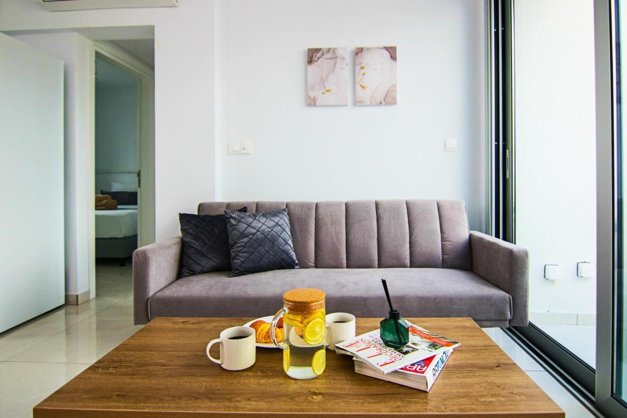 Апартаменти Phaedrus Living - Seaside Executive Flat Harbour 205 Пафос Екстер'єр фото